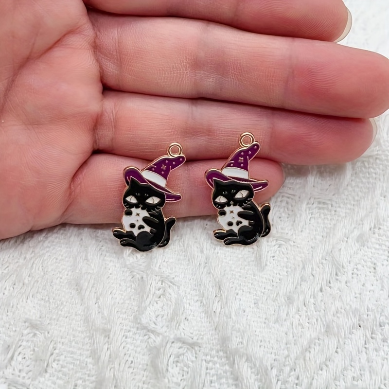 8 Gilded Cat Charms for Jewelr - Jewelry Making Guide Book review and price